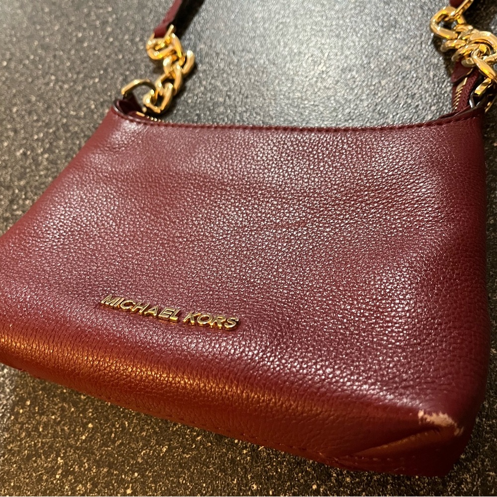 Michael Kors Dark Red Crossbody Bag with secure closure and lots of compartments - Picture 13 of 14